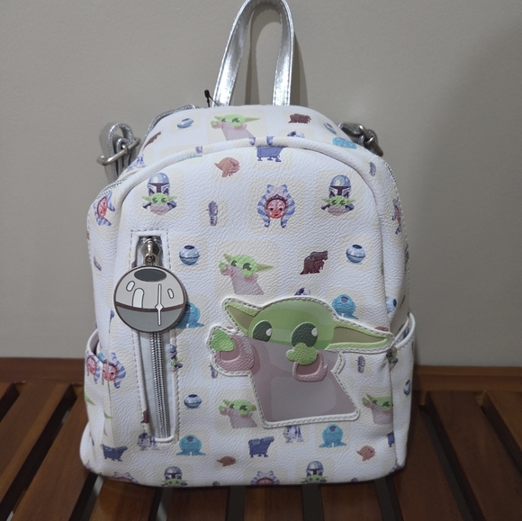 Star Wars Mandalorian Grogu White Mini Backpack with Silver Accents NWT - Picture 1 of 6